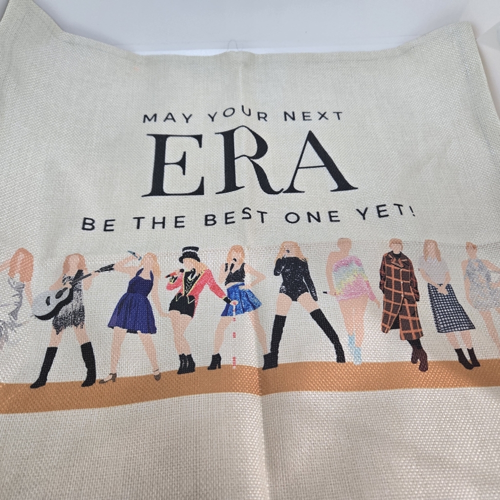 NWOT Music Lovers Eras Taylor Swift Zippered Throw Pillow Cover